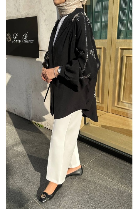 Siyah İşlemeli Kimono