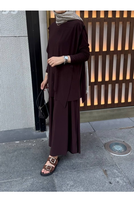 Kahverengi Asimetrik Pantalonlu Takım