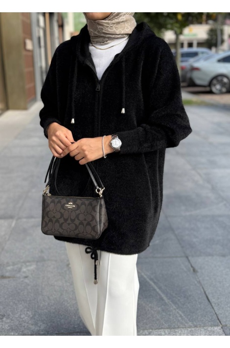 Siyah Fermuarlı Angora Kap