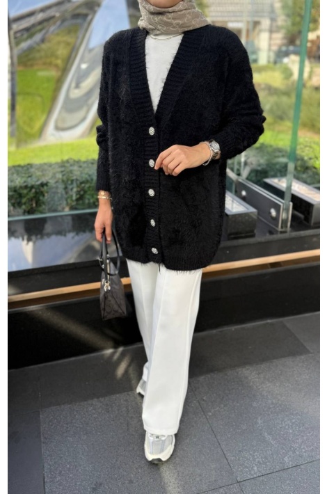 Taş Düğmeli Siyah Angora Hırka