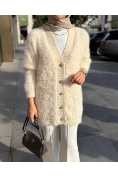 Taş Düğmeli Ekru Angora Hırka