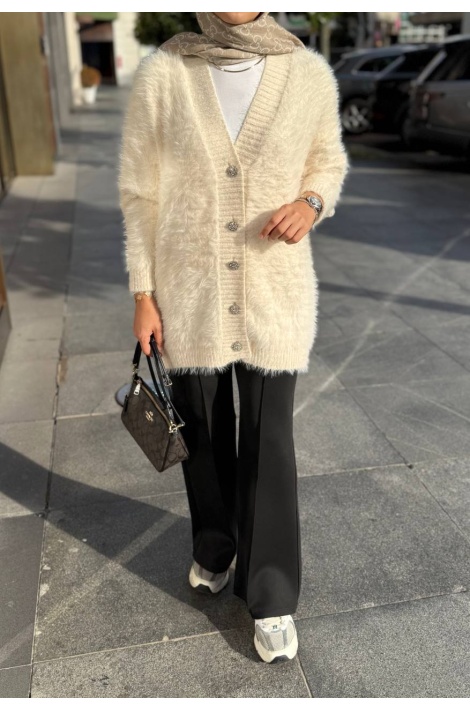 Taş Düğmeli Ekru Angora Hırka