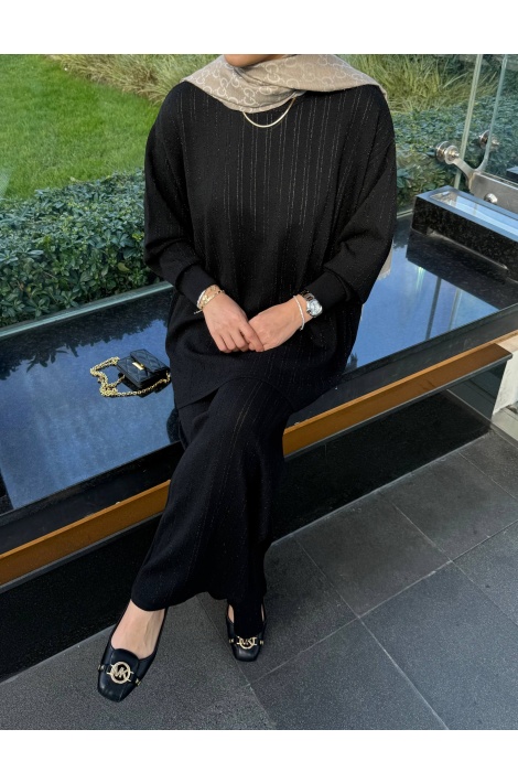 Siyah Simli Merserize Triko Takım
